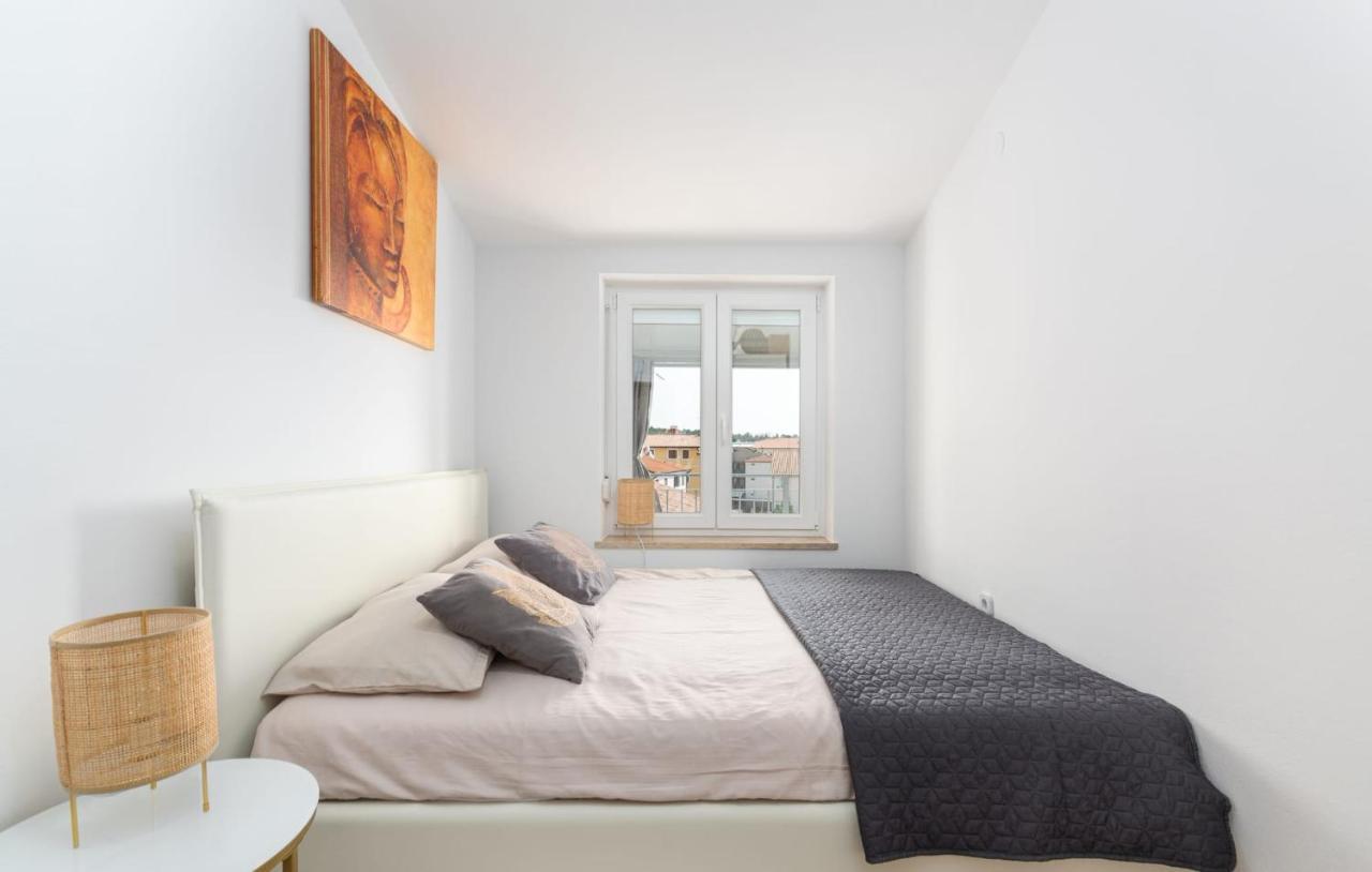 Apartment Lux - Sea View, Near The Beach And Center * Poreč